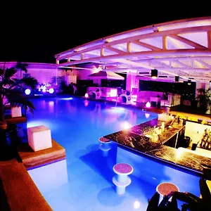 The Penthouse And Residences 3*, Angeles Filippine