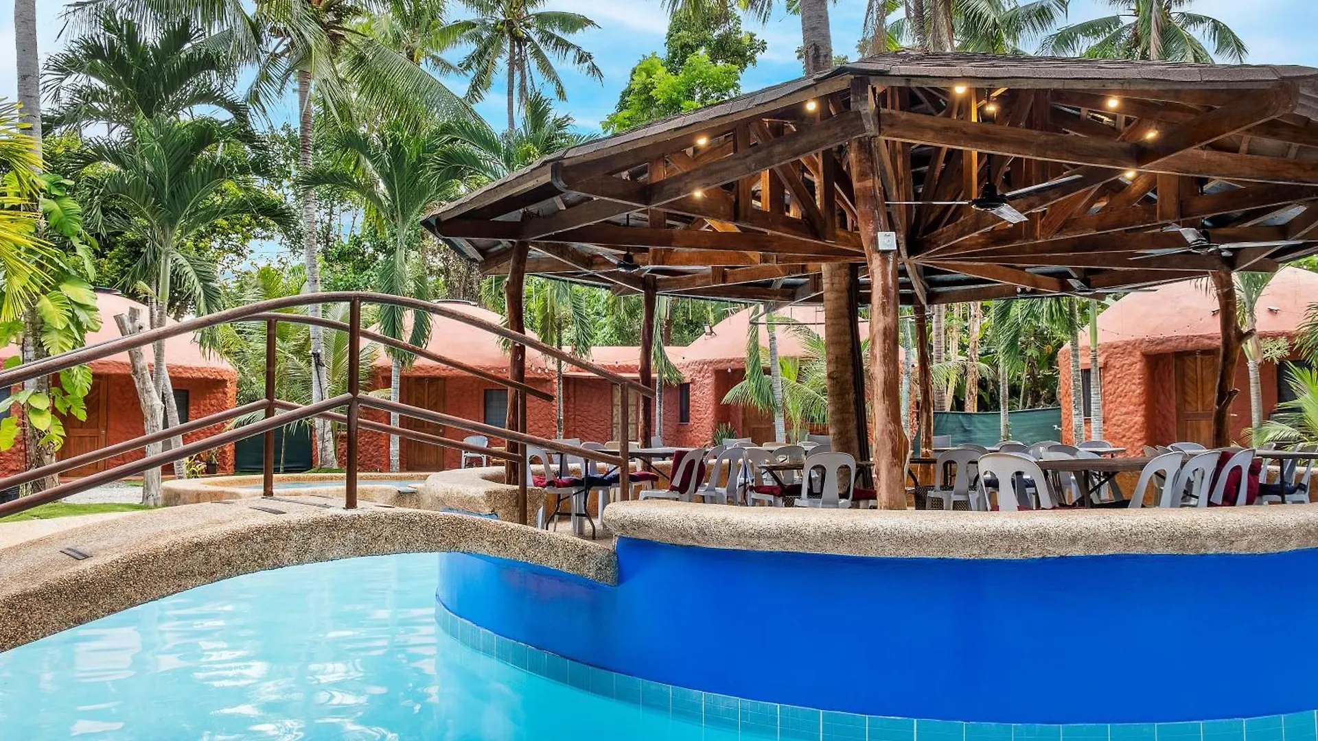 Panglao Chocolate Hills Hostel