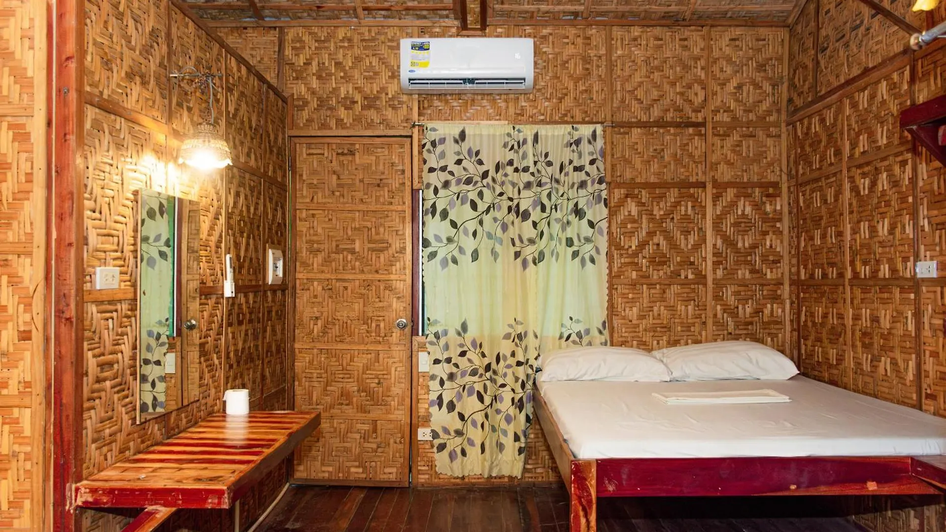 Panglao Chocolate Hills Hostel Resort