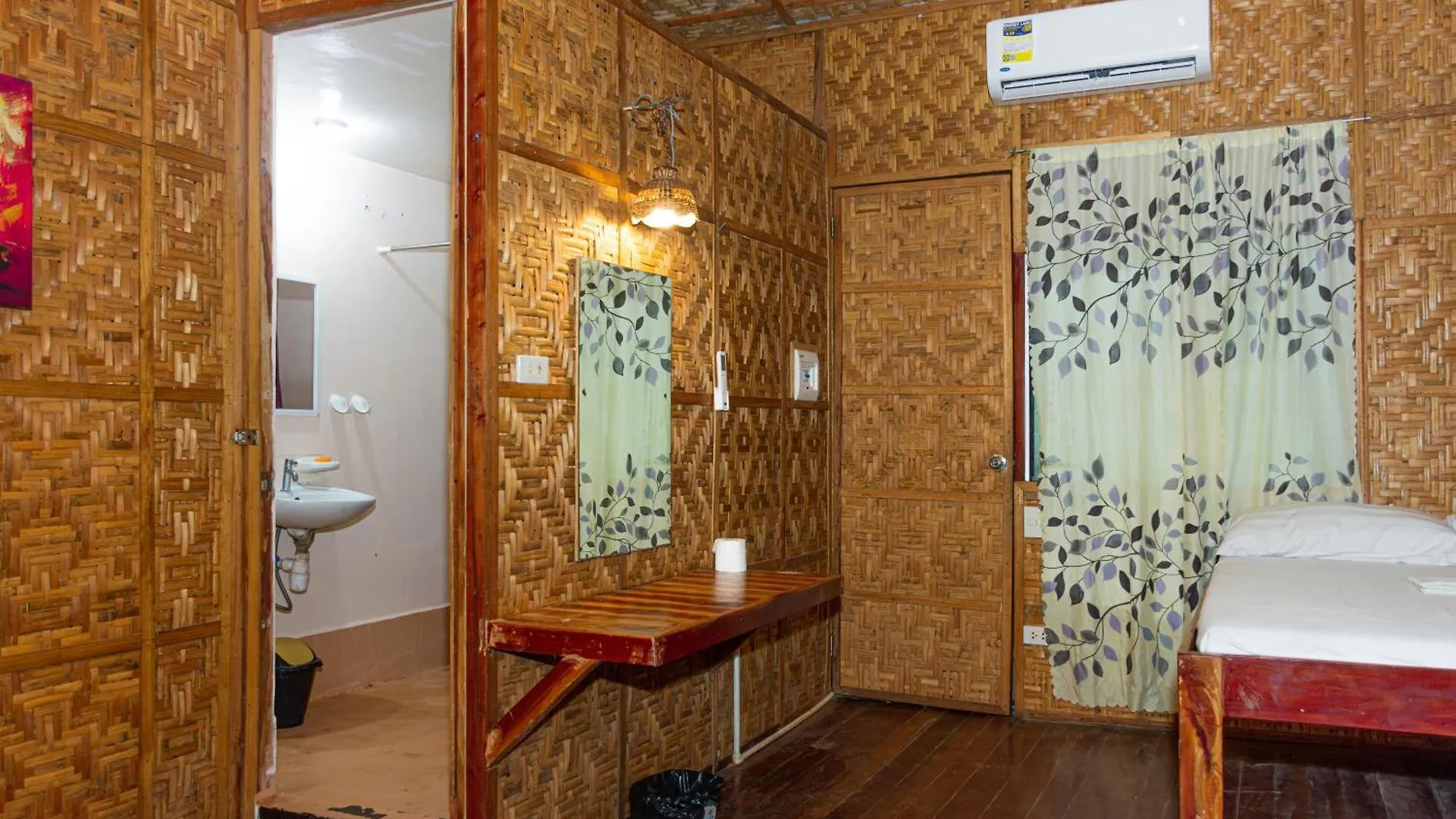 Panglao Chocolate Hills Hostel Resort