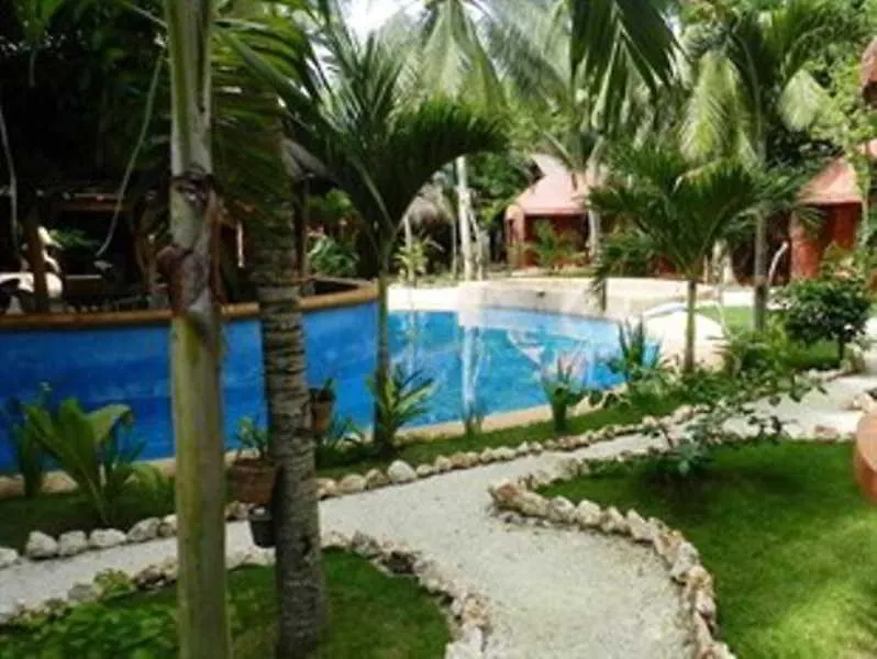 Panglao Chocolate Hills Hostel 3*,