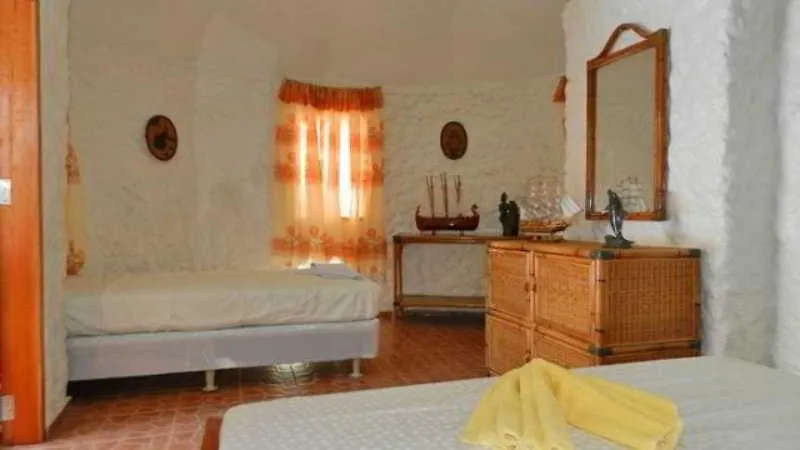 Resort Panglao Chocolate Hills Hostel