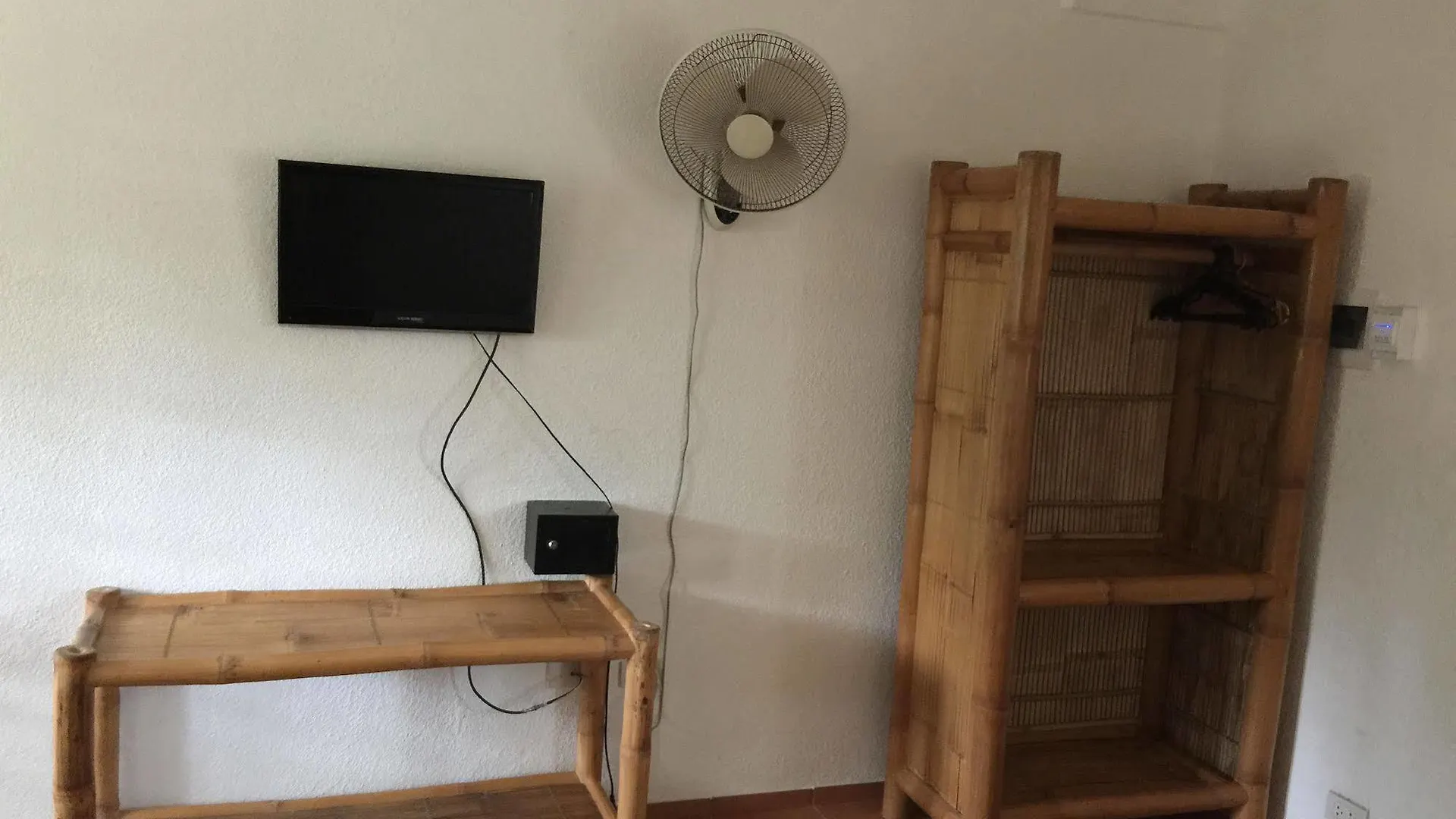 Panglao Chocolate Hills Hostel Philippines