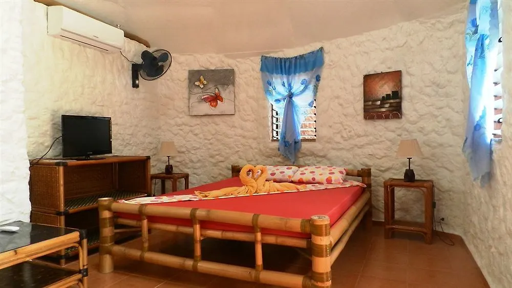 Resort Panglao Chocolate Hills Hostel
