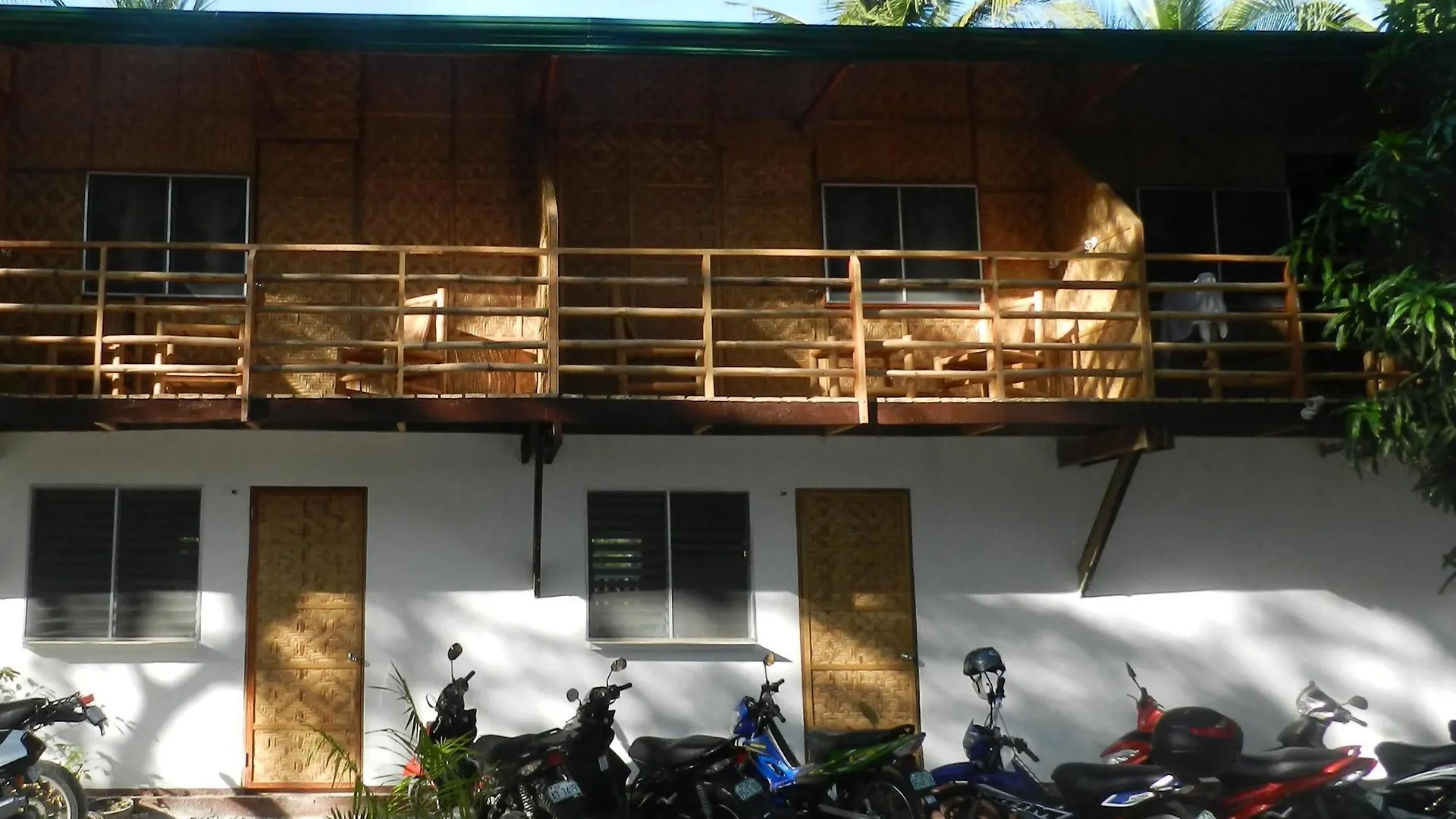 Panglao Chocolate Hills Hostel 3*,